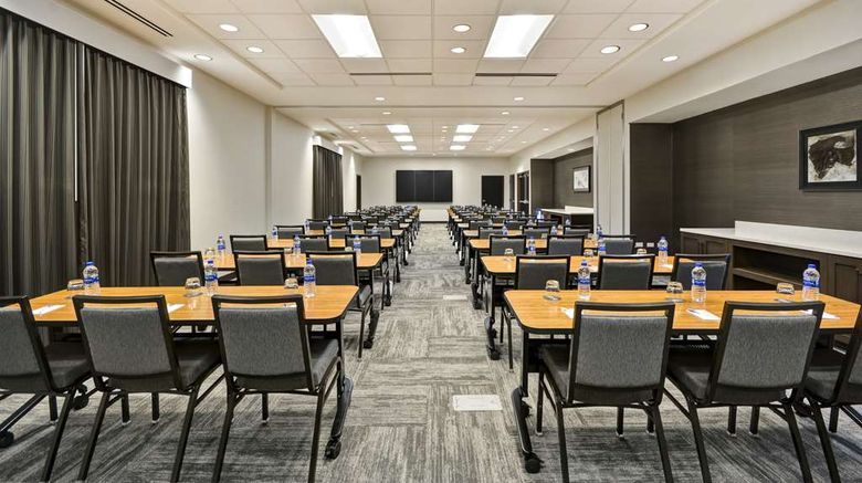 <b>Hyatt Place Fresno Meeting</b>. Images powered by <a href="https://iceportal.shijigroup.com/" title="IcePortal" target="_blank">IcePortal</a>.