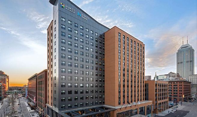Hyatt House Indianapolis Downtown Exterior