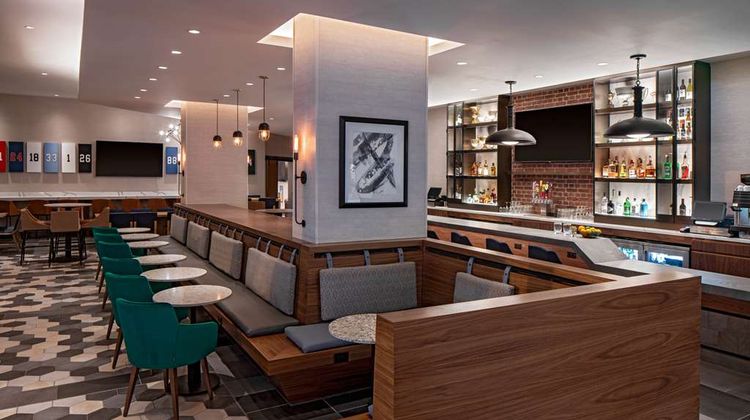 Hyatt Place Indianapolis Downtown Restaurant