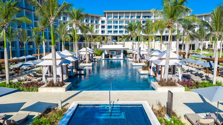<b>Hyatt Zilara Cap Cana Pool</b>. Images powered by <a href="https://iceportal.shijigroup.com/" title="IcePortal" target="_blank">IcePortal</a>.