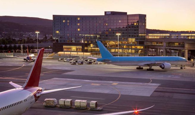 Grand Hyatt at SFO- Deluxe San Francisco, CA Hotels- GDS Reservation Codes: Travel Weekly