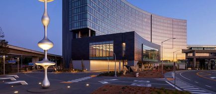 Grand Hyatt at SFO Exterior