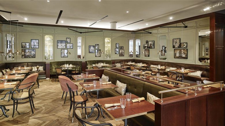 <b>Hyatt Regency Vienna Restaurant</b>. Images powered by <a href="https://iceportal.shijigroup.com/" title="IcePortal" target="_blank">IcePortal</a>.