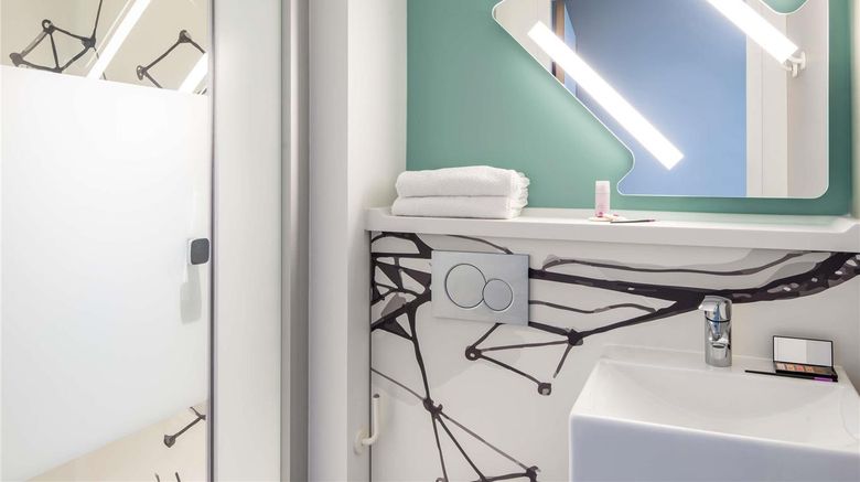 <b>Ibis Budget Gonesse Le Bourget Room</b>. Images powered by <a href="https://iceportal.shijigroup.com/" title="IcePortal" target="_blank">IcePortal</a>.