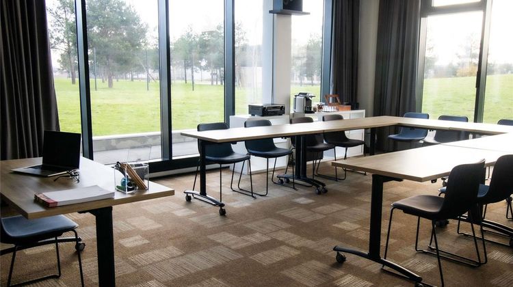 Ibis Gonesse Le Bourget Meeting