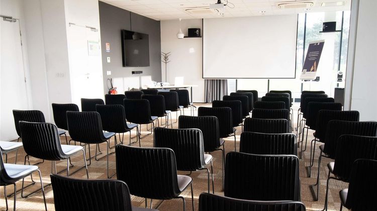 Ibis Gonesse Le Bourget Meeting
