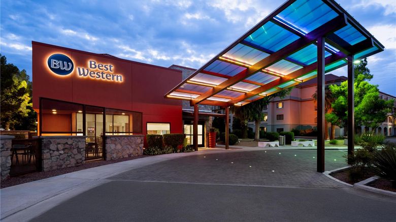 <b>Best Western El Paso Airport Entrada Exterior</b>. Images powered by <a href="https://iceportal.shijigroup.com/" title="IcePortal" target="_blank">IcePortal</a>.