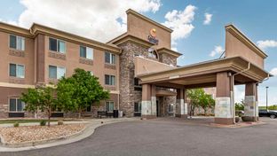Comfort Inn & Suites Denver Northeast