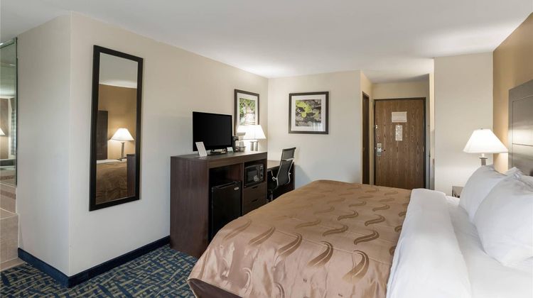Quality Inn Rochelle Suite