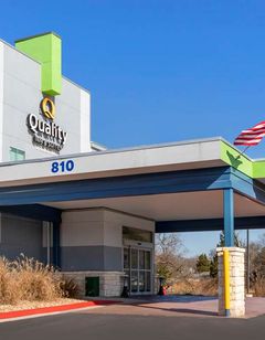 Quality Inn and Suites Elgin
