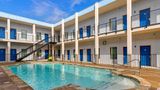 <b>Quality Inn and Suites Elgin Pool</b>. Images powered by <a href="https://iceportal.shijigroup.com/" title="IcePortal" target="_blank">IcePortal</a>.