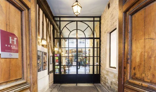 Jeu de Paume Hotel Exterior