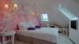 <b>Cluny Square Hotel Room</b>. Images powered by <a href="https://iceportal.shijigroup.com/" title="IcePortal" target="_blank">IcePortal</a>.