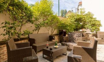 Hotel The Originals City Rueil Centre