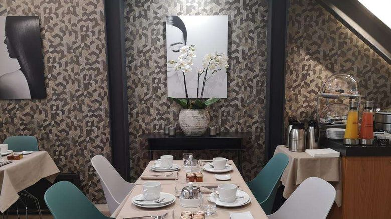 <b>Hotel Villa Eiffel Mademoiselle Restaurant</b>. Images powered by <a href="https://iceportal.shijigroup.com/" title="IcePortal" target="_blank">IcePortal</a>.