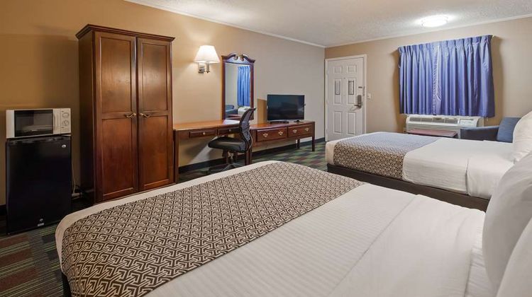SureStay Hotel by Best Western Cameron Room