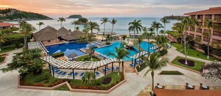 Barcelo Huatulco Exterior