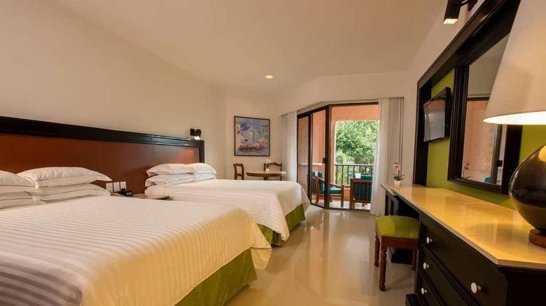 <b>Barcelo Huatulco Room</b>. Images powered by <a href="https://iceportal.shijigroup.com/" title="IcePortal" target="_blank">IcePortal</a>.