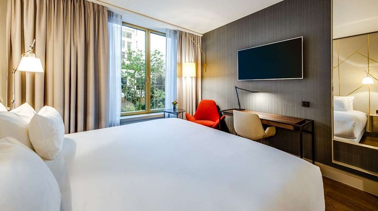 <b>NH Collection Antwerp Centre Room</b>. Images powered by <a href="https://iceportal.shijigroup.com/" title="IcePortal" target="_blank">IcePortal</a>.