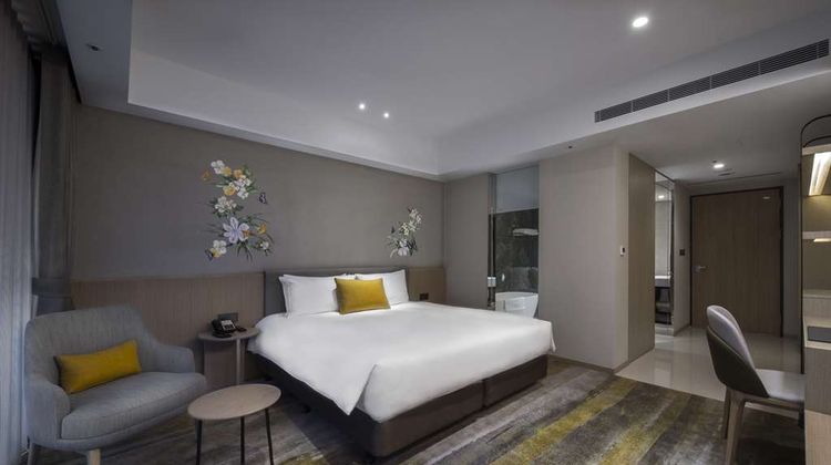 Golden Tulip Fab Hotel New Taipei Room