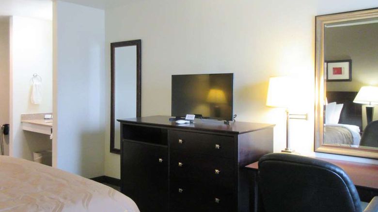 <b>Quality Inn Longmont Room</b>. Images powered by <a href="https://iceportal.shijigroup.com/" title="IcePortal" target="_blank">IcePortal</a>.