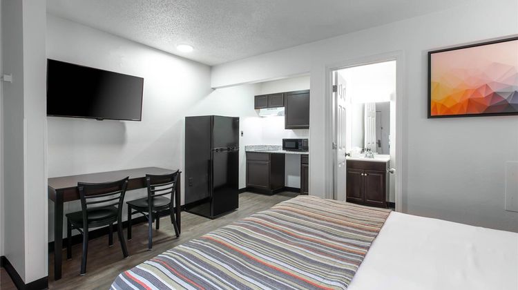 Suburban Studios Room