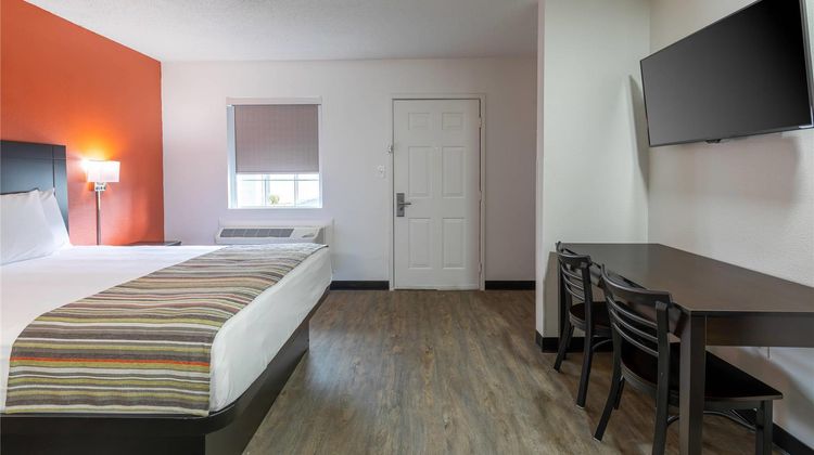 Suburban Studios Room