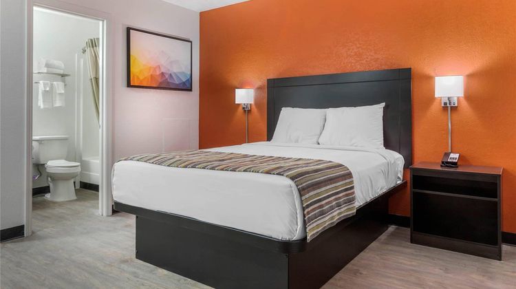 Suburban Studios Room