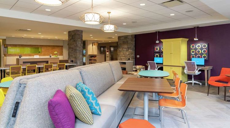 Home2 Suites by Hilton Appleton Lobby