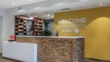 <b>Hampton Inn Camden Lobby</b>. Images powered by <a href="https://iceportal.shijigroup.com/" title="IcePortal" target="_blank">IcePortal</a>.