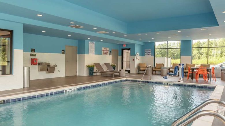 <b>Hampton Inn Camden Pool</b>. Images powered by <a href="https://iceportal.shijigroup.com/" title="IcePortal" target="_blank">IcePortal</a>.