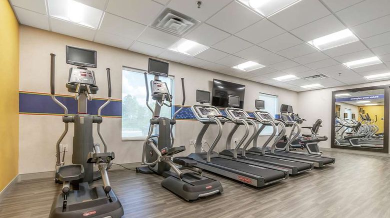 <b>Hampton Inn Camden Health</b>. Images powered by <a href="https://iceportal.shijigroup.com/" title="IcePortal" target="_blank">IcePortal</a>.