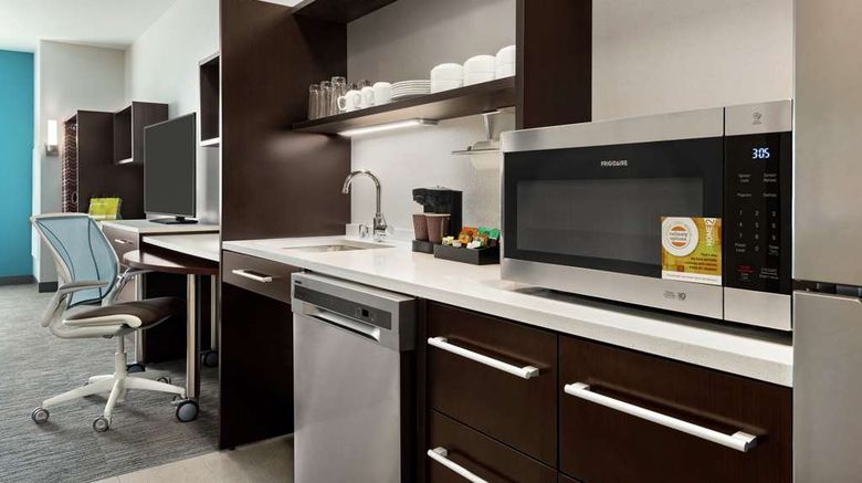<b>Home2 Suites Central Alliant Energy Ctr Room</b>. Images powered by <a href="https://iceportal.shijigroup.com/" title="IcePortal" target="_blank">IcePortal</a>.