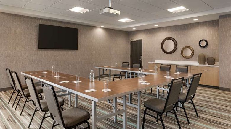 <b>Home2 Suites Central Alliant Energy Ctr Meeting</b>. Images powered by <a href="https://iceportal.shijigroup.com/" title="IcePortal" target="_blank">IcePortal</a>.