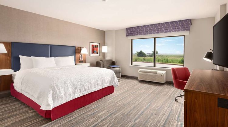 Hampton Inn & Suites Conference Ctr Area Room