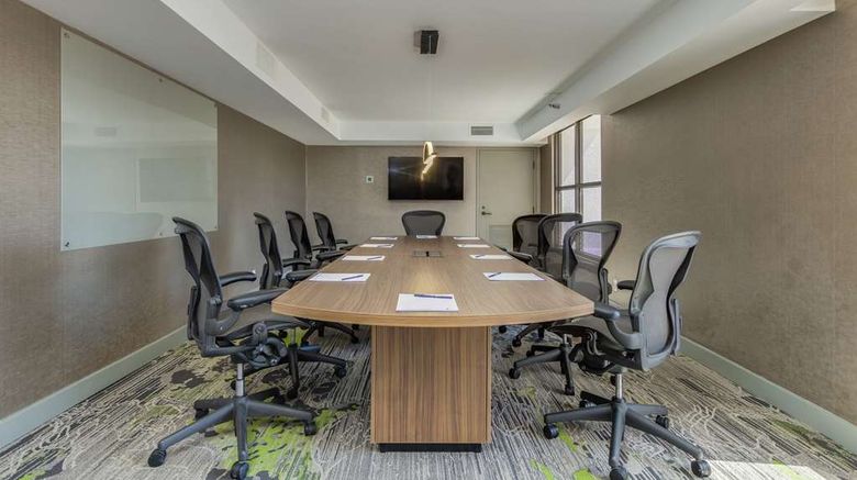 <b>DoubleTree by Hilton Phoenix Chandler Meeting</b>. Images powered by <a href="https://iceportal.shijigroup.com/" title="IcePortal" target="_blank">IcePortal</a>.