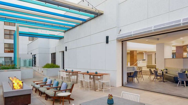 DoubleTree by Hilton Phoenix Chandler Restaurant