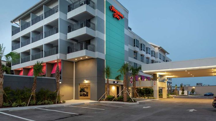 Hampton Inn Dunedin Exterior