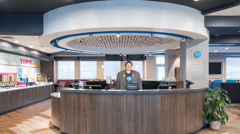 <b>Tru by Hilton Knoxville North Lobby</b>. Images powered by <a href="https://iceportal.shijigroup.com/" title="IcePortal" target="_blank">IcePortal</a>.