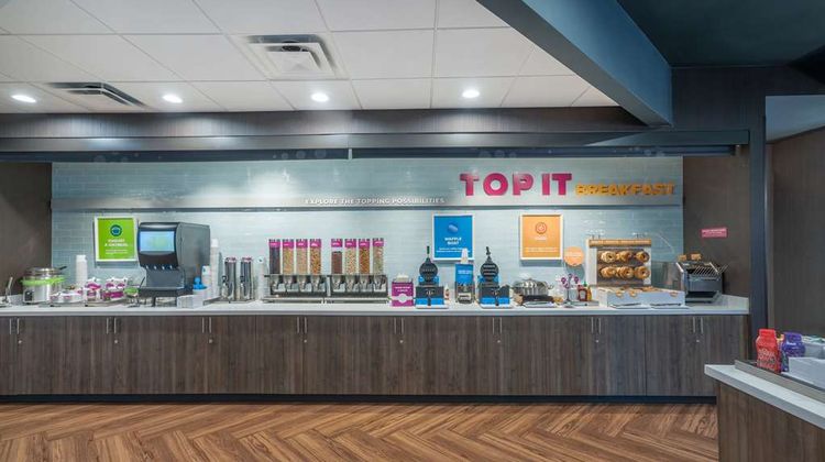 Tru by Hilton Knoxville North Restaurant