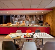 Ibis Cahors Exterior