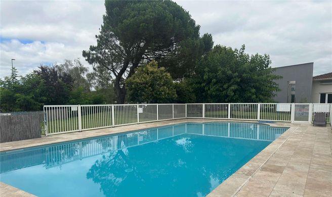 Ibis Cahors Exterior