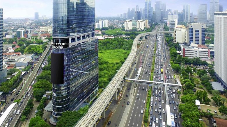 <b>Mercure Jakarta Gatot Subroto Exterior</b>. Images powered by <a href="https://iceportal.shijigroup.com/" title="IcePortal" target="_blank">IcePortal</a>.