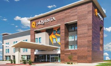 La Quinta Inn & Suites Bloomington