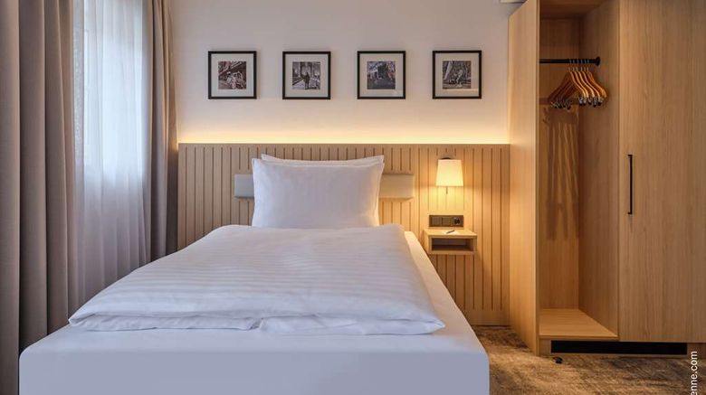 <b>Dorint Hotel Wurzburg Room</b>. Images powered by <a href="https://iceportal.shijigroup.com/" title="IcePortal" target="_blank">IcePortal</a>.