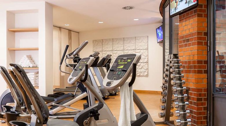 <b>Dorint City Hotel Bremen Health</b>. Images powered by <a href="https://iceportal.shijigroup.com/" title="IcePortal" target="_blank">IcePortal</a>.