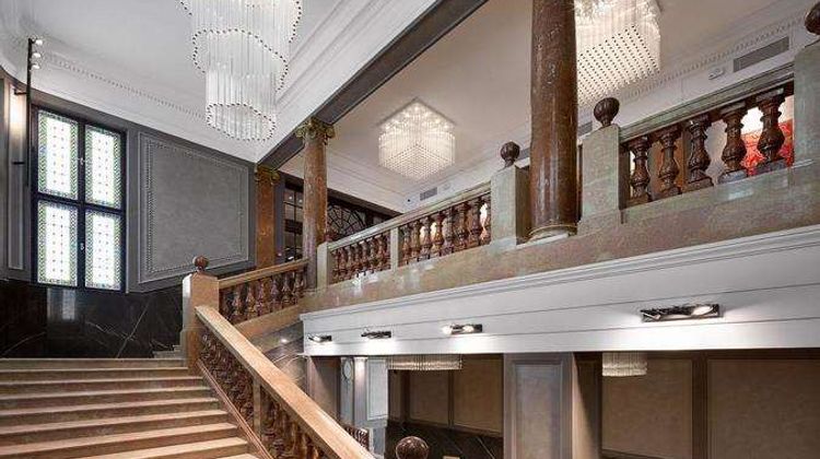 Bankhotel Lobby
