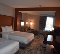 La Quinta Inn & Suites East I-40 Room
