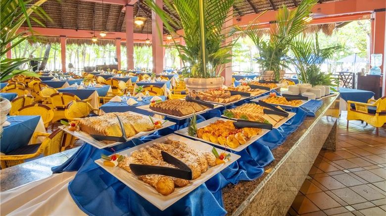<b>Barcelo Montelimar Beach Resort & Casino Restaurant</b>. Images powered by <a href="https://iceportal.shijigroup.com/" title="IcePortal" target="_blank">IcePortal</a>.