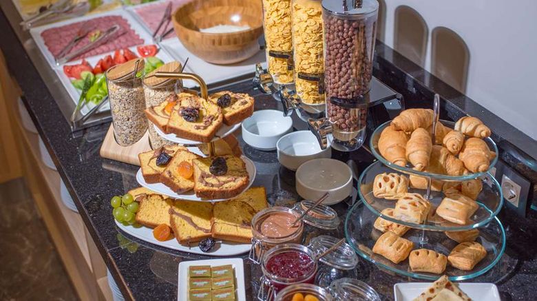 <b>Best Western Premier Plovdiv Hills Restaurant</b>. Images powered by <a href="https://iceportal.shijigroup.com/" title="IcePortal" target="_blank">IcePortal</a>.